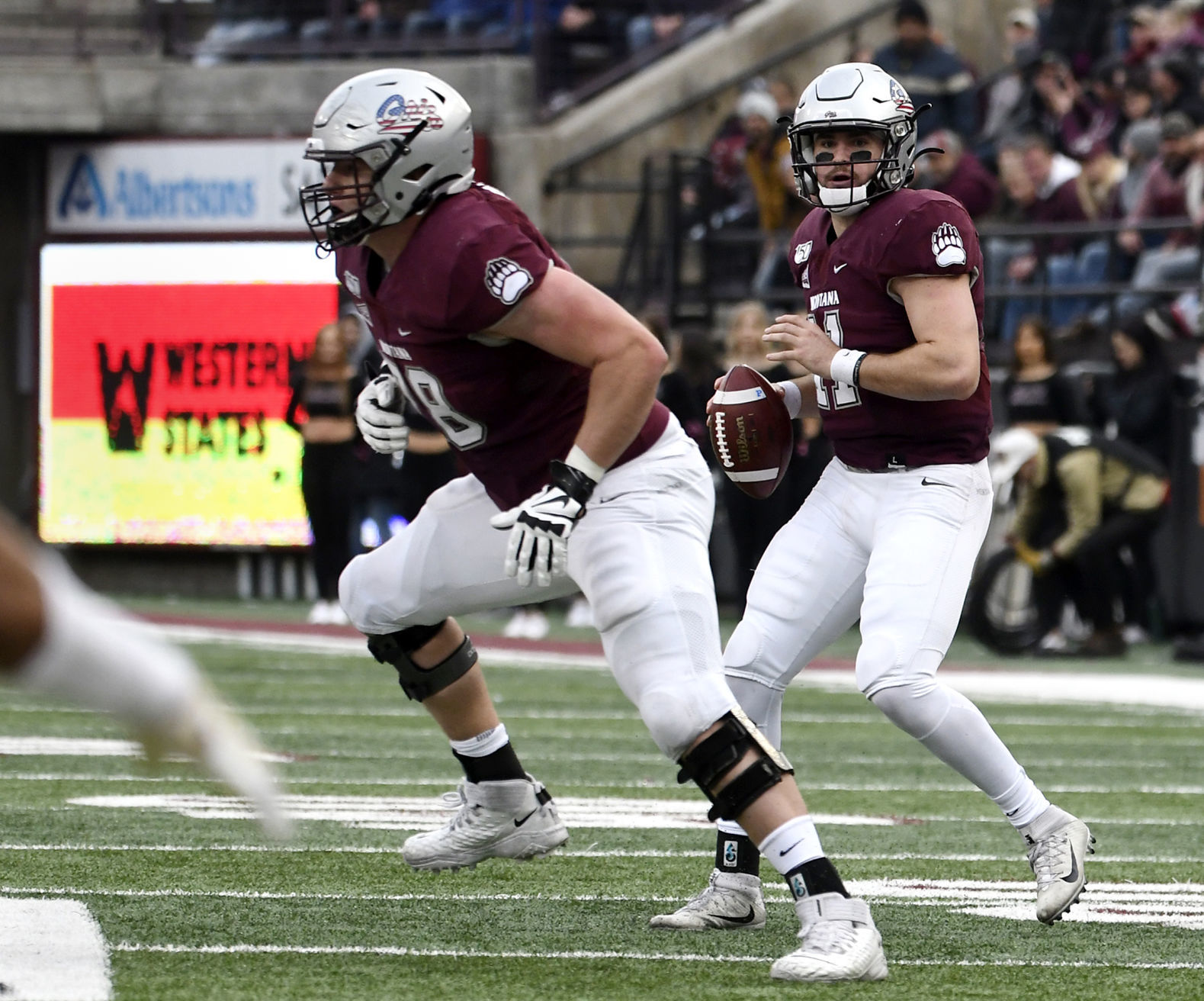 Montana vs Idaho Football 10.jpg